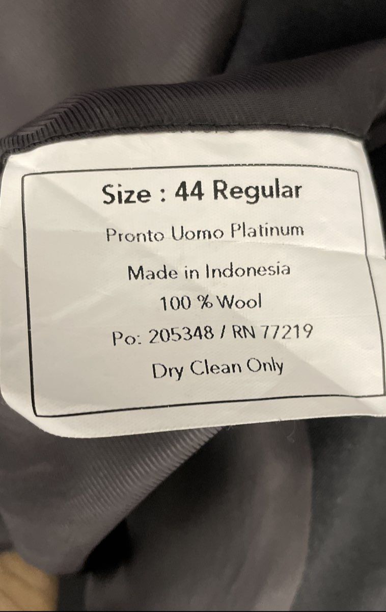 Pronto Uomo Platinum Men's Dark Gray Wool 2-Piece Suit 44R Jacket 42W Pants