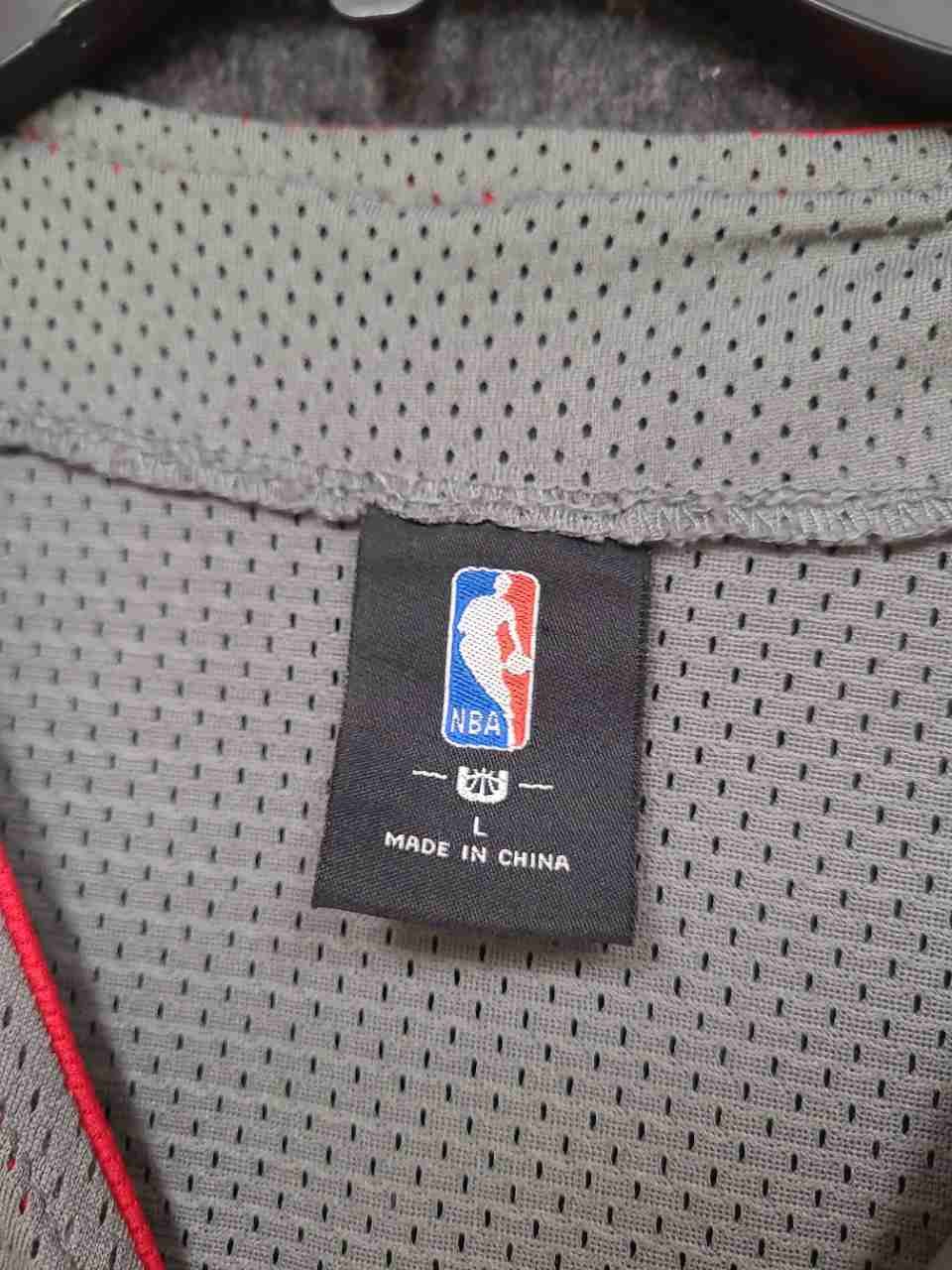 Chicago Bulls NBA Basketball Mesh Baseball Jersey Button Up Shirt Sz L