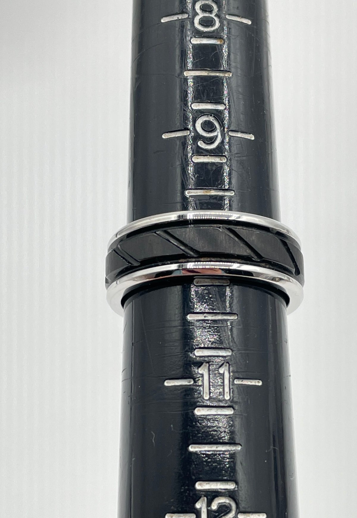 Benchmark Forge Collection Black & White Cobalt Chrome The Ridge Men's Ring 9.3g
