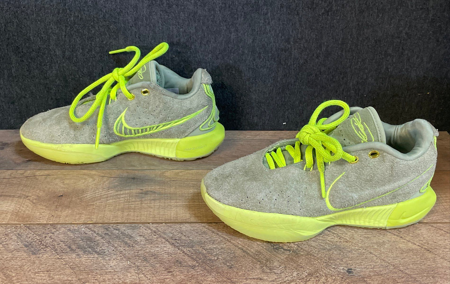 Nike LeBron 21 Algae GS Oil Green Volt Basketball Shoes FV2345-302 Size 5Y