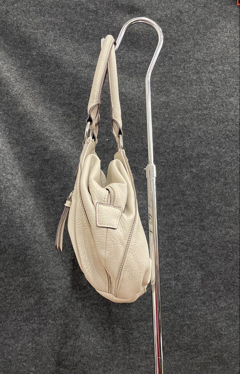 Jessica Simpson White Pebbled Leather Satchel Handbag Silver Hardware