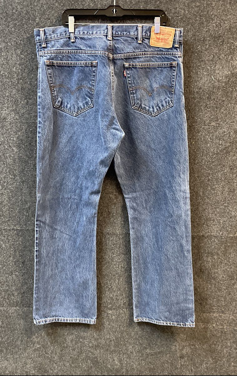 Levi's Men's 517 Boot Cut Medium Wash Blue Denim Jeans Sz 40x32