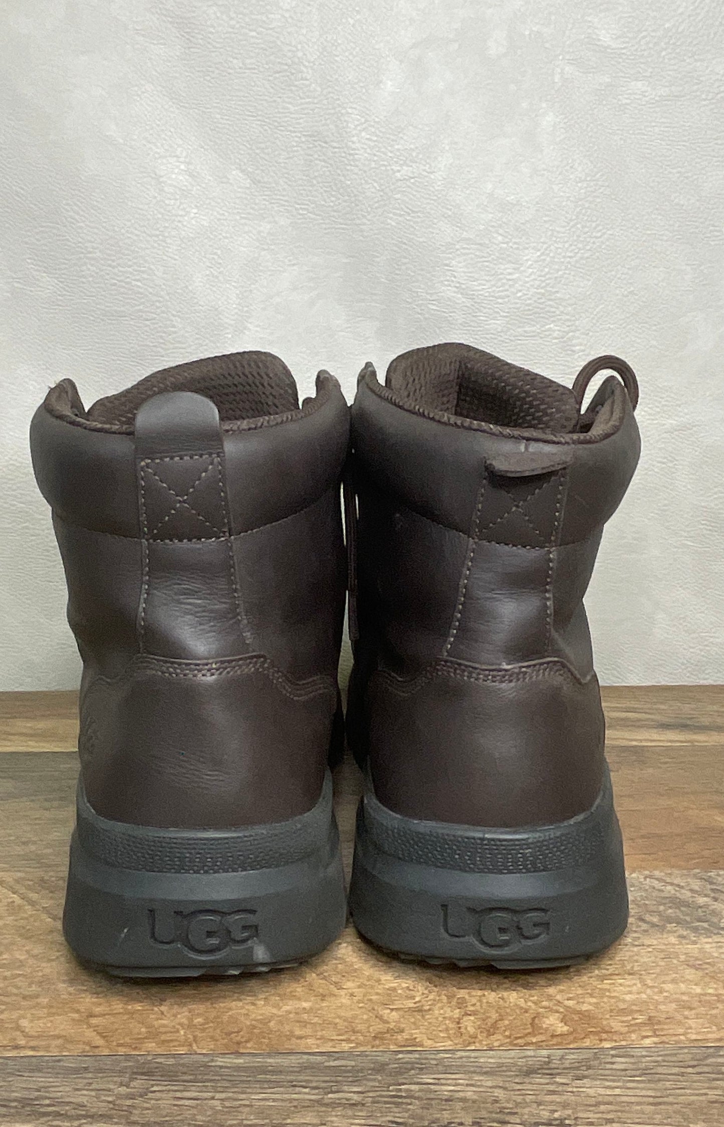 UGG Emmett Dark Brown Leather Waterproof Lace-Up Hiking Boots Men's Size 11