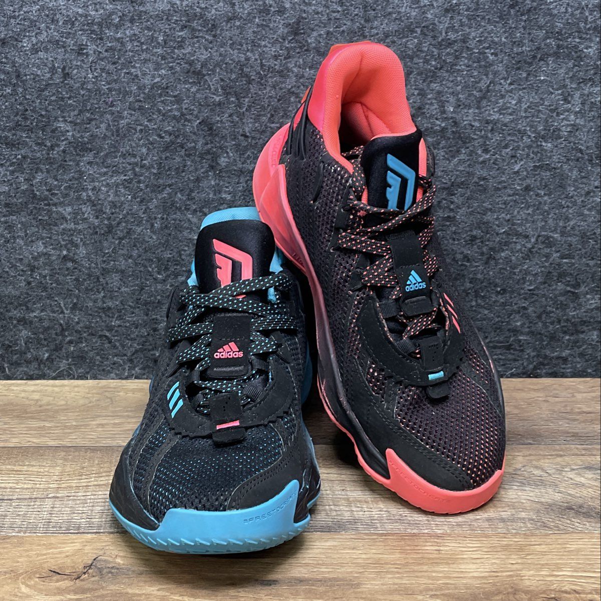 adidas Dame 7 Signal Cyan Bright Red Black Basketball Shoes Size 5