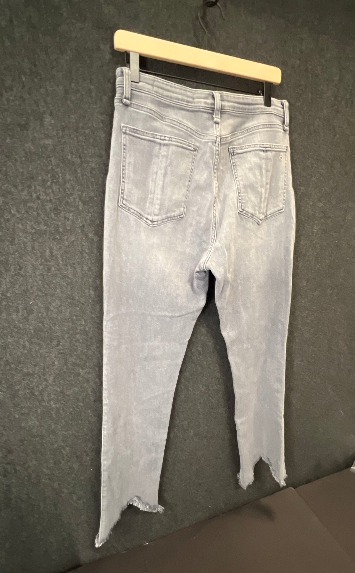 Rag & Bone Women's Dexter High Rise Grey Jeans Raw V-Hem Sz 30