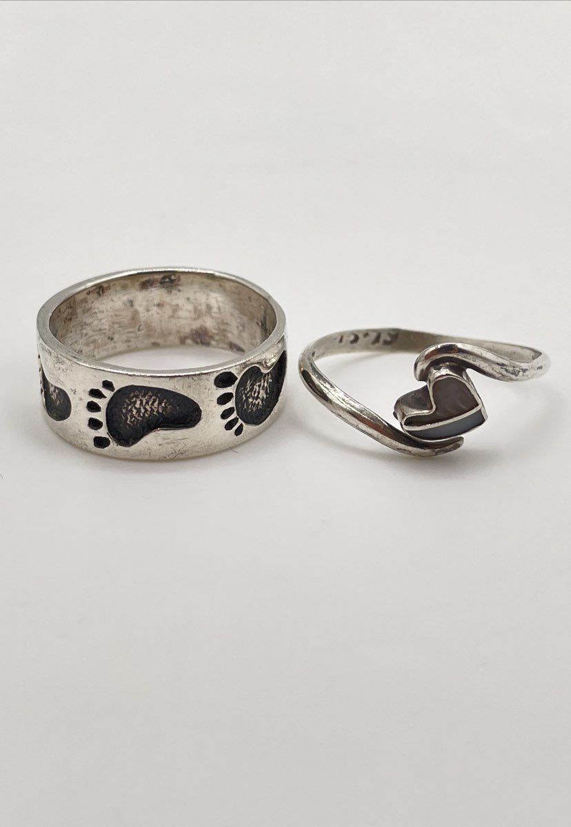 Lot Of Two 925 Sterling Silver Rings White Resin Inlay Heart & Footprints 4.9g