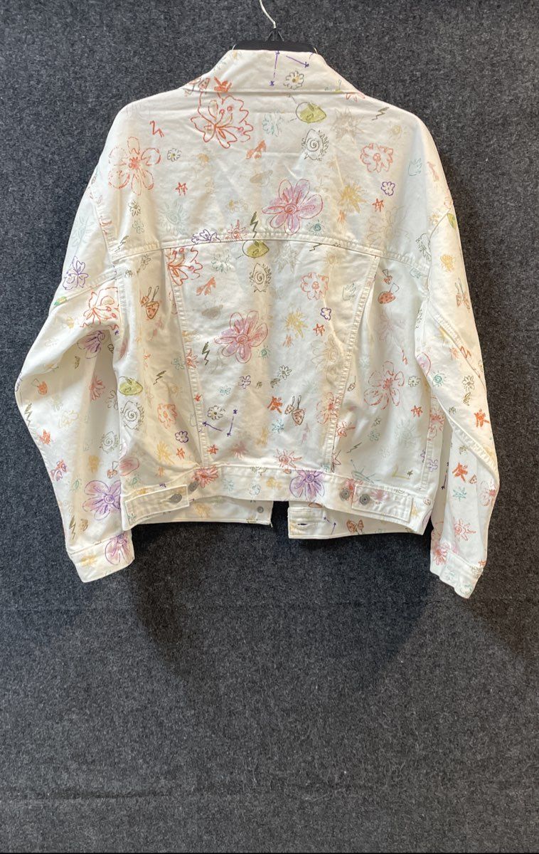 Levi's Women's White Multicolor All Over Doodle Print Denim Trucker Jacket XS