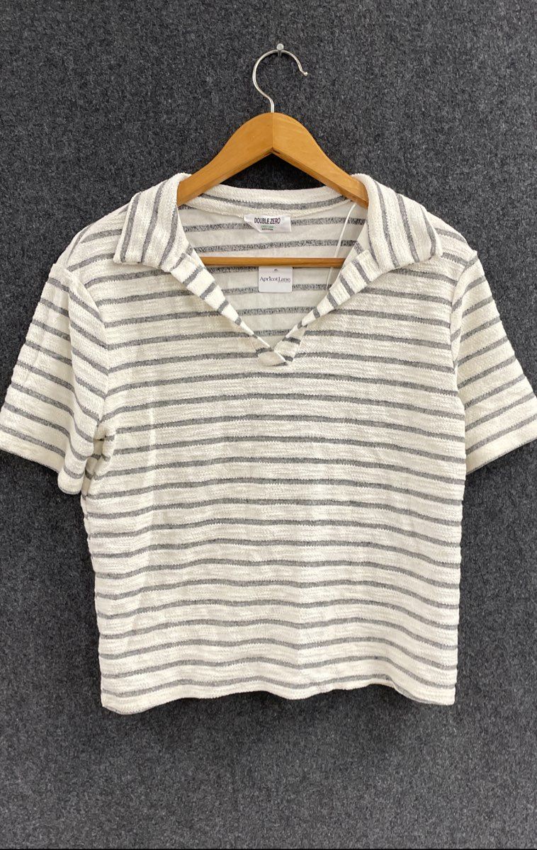 Double Zero Women's White Gray Striped Collared Textured Top Shirt Sz L NWT