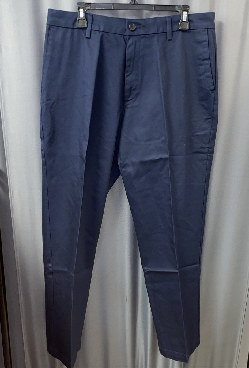 Dockers Navy Blue Signature Iron Free Khaki Classic Fit Pants Mens NWT 34x30