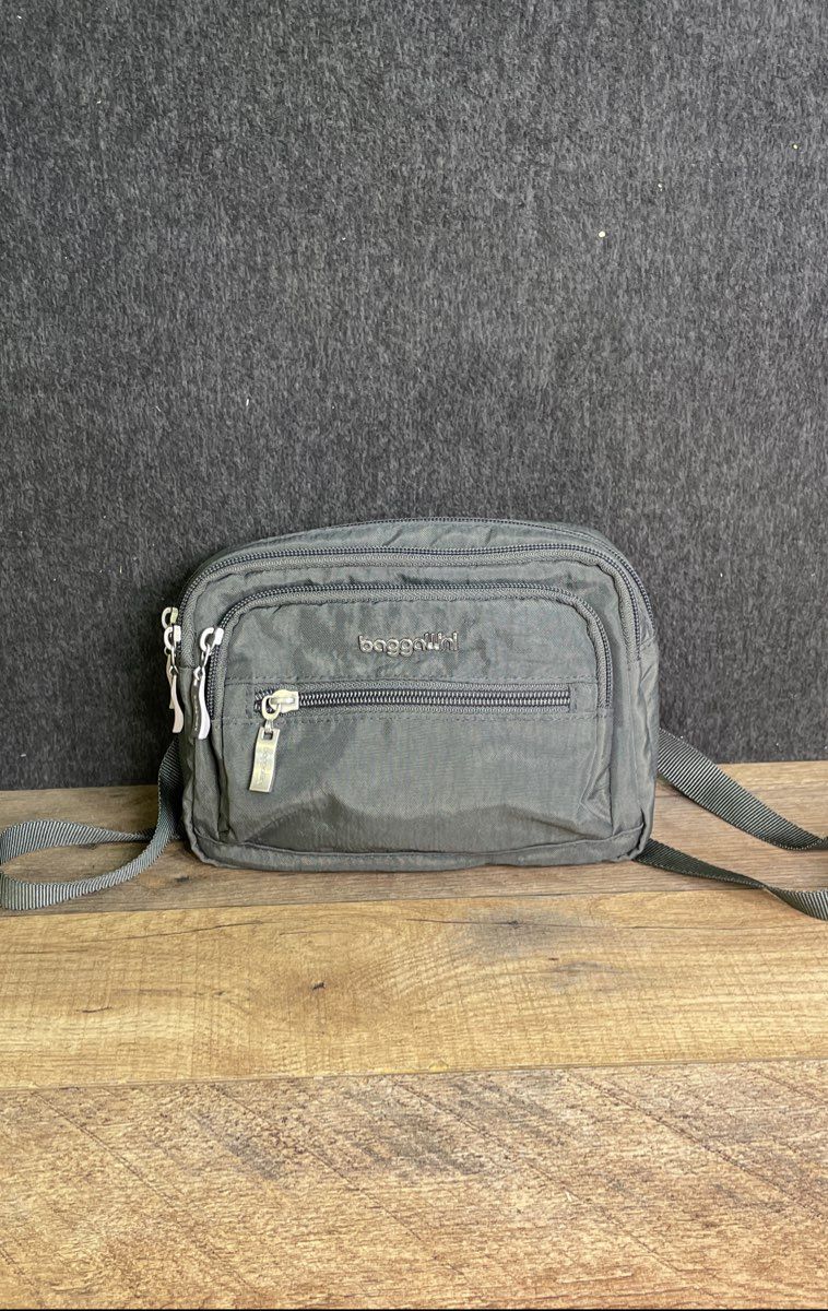 Baggallini Dark Grey Nylon Triple Zip Bagg Convertible Crossbody Waist Bag