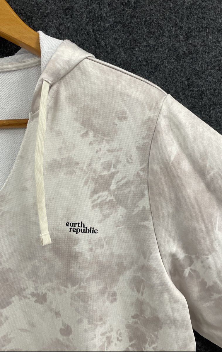 Earth Republic Women's Beige Tie Dye V-Neck Hoodie French Terry Pullover Sz L