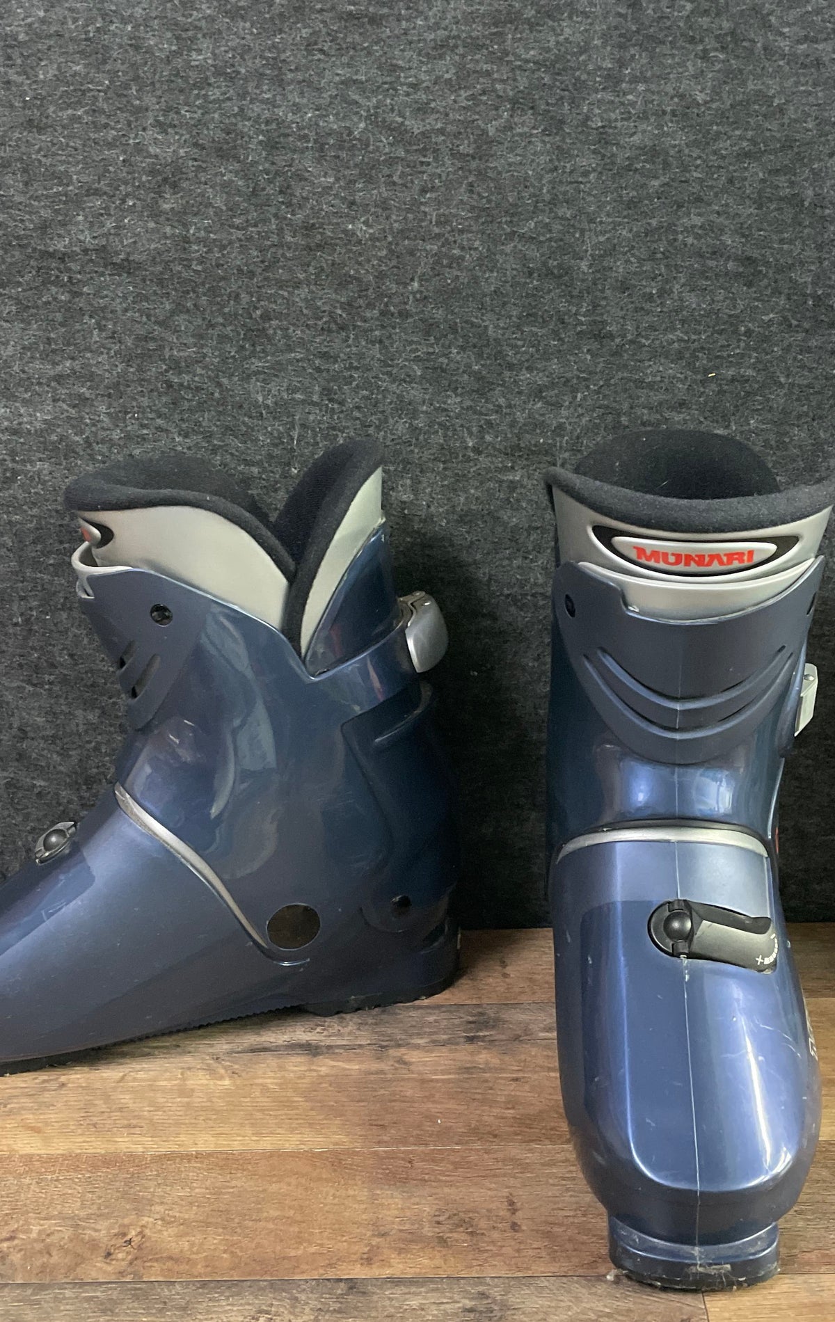 Munari Comfort 380 Series Blue Downhill Ski Boots Size MP 28.5 US Men's 10.5
