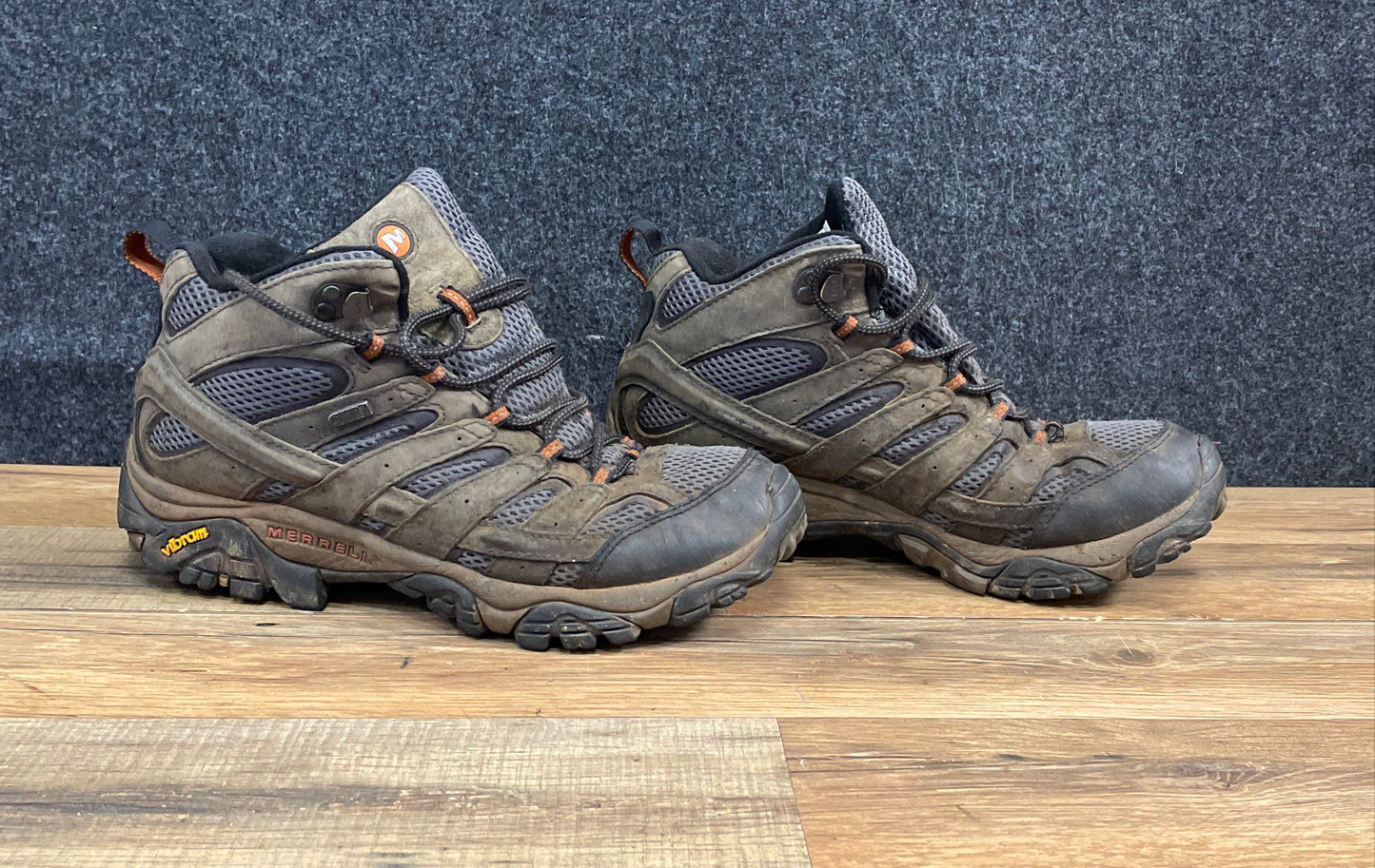 Merrell Moab 2 Mid Waterproof Beluga Hiking Boots Men's Size 10
