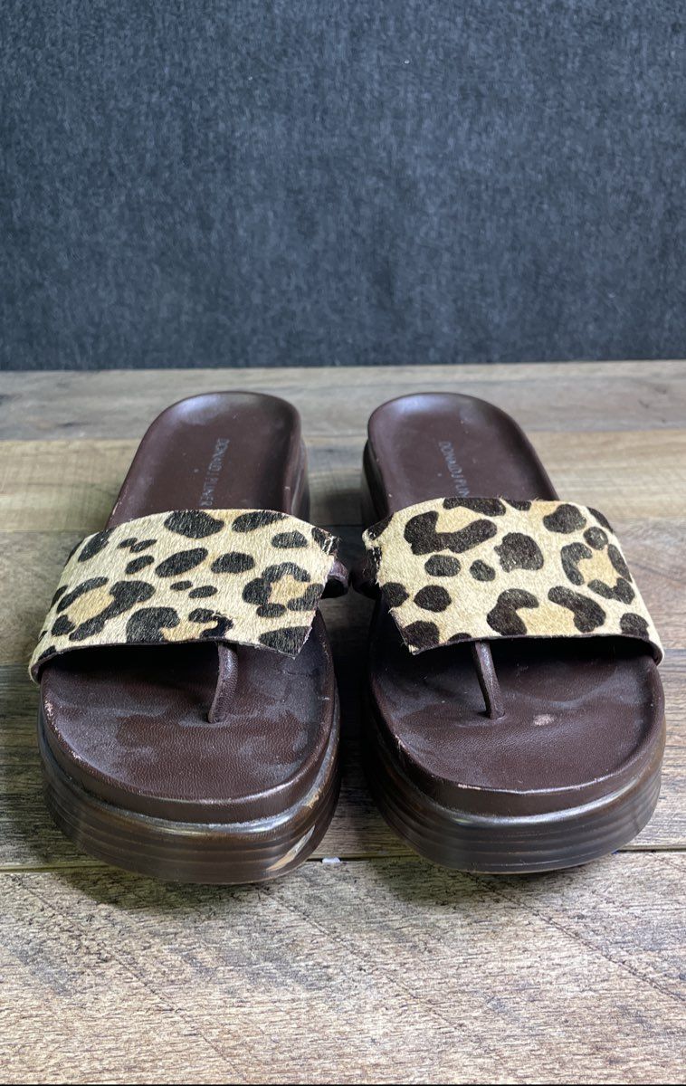 Donald J. Pliner Leopard Print Calf Hair Platform Wedge Thong Sandals Size 8.5