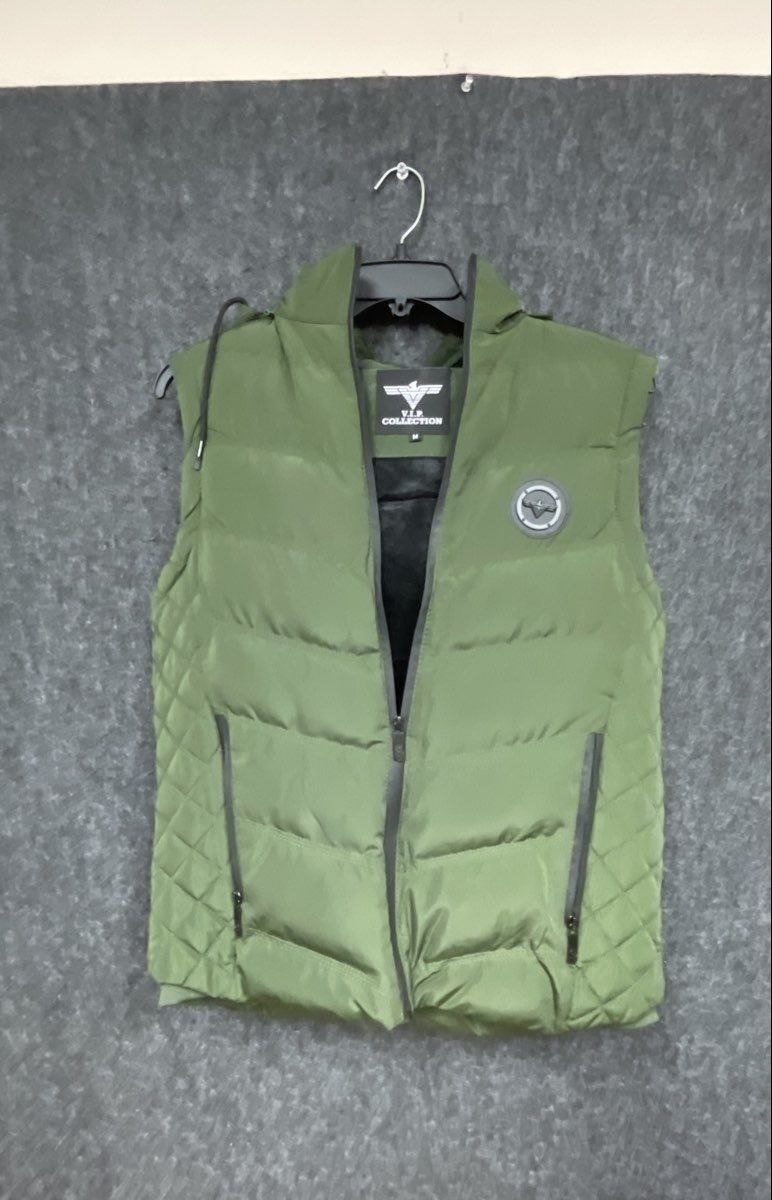 V.I.P. Collection Men's Olive Hooded Quilted Puffer Vest Faux Fur Lined Sz M