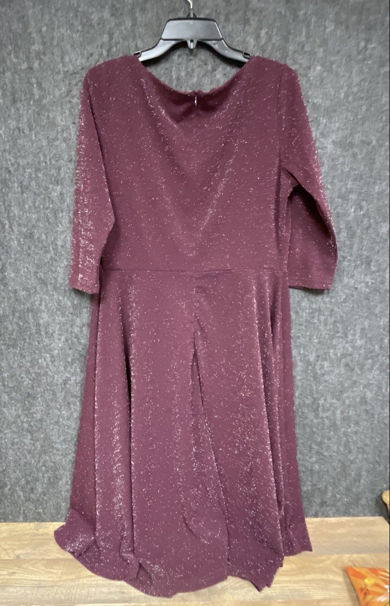 Unique Vintage Women's Burgundy Metallic Shimmer Fit Flare Dress Sz 1X 16