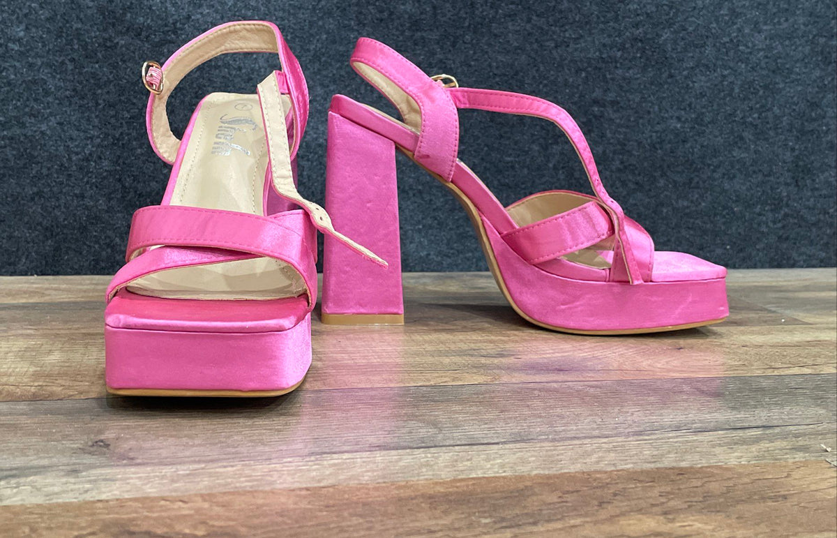 Shein Pink Satin Platform Block Heel Square Toe Sandals Size 7