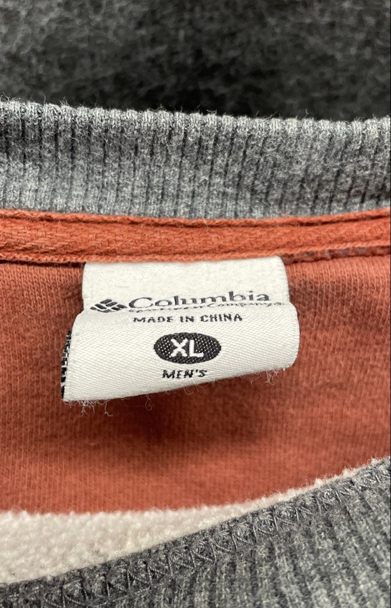Columbia Men's Grey Crewneck Sweatshirt Contrast Stitch Embroidered Logo Sz XL