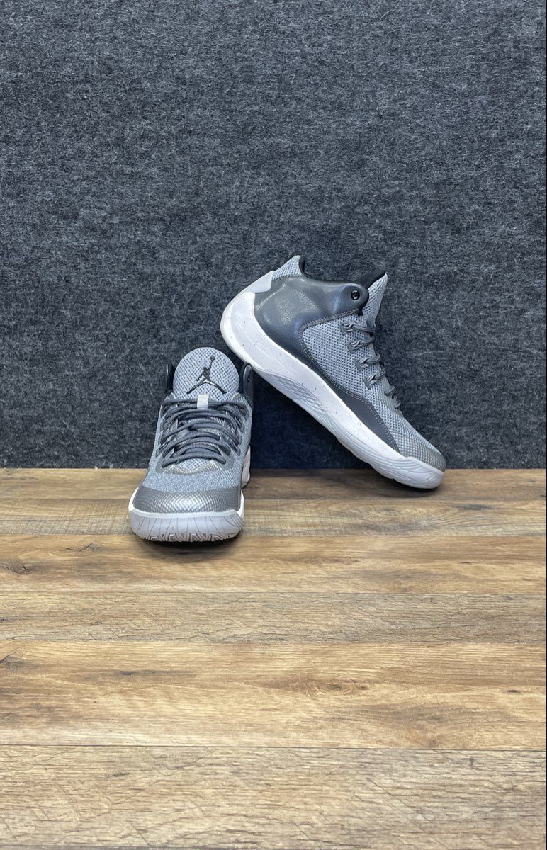 Nike Air Jordan Ultra Fly Cool Grey Black White Basketball Shoes Size 8