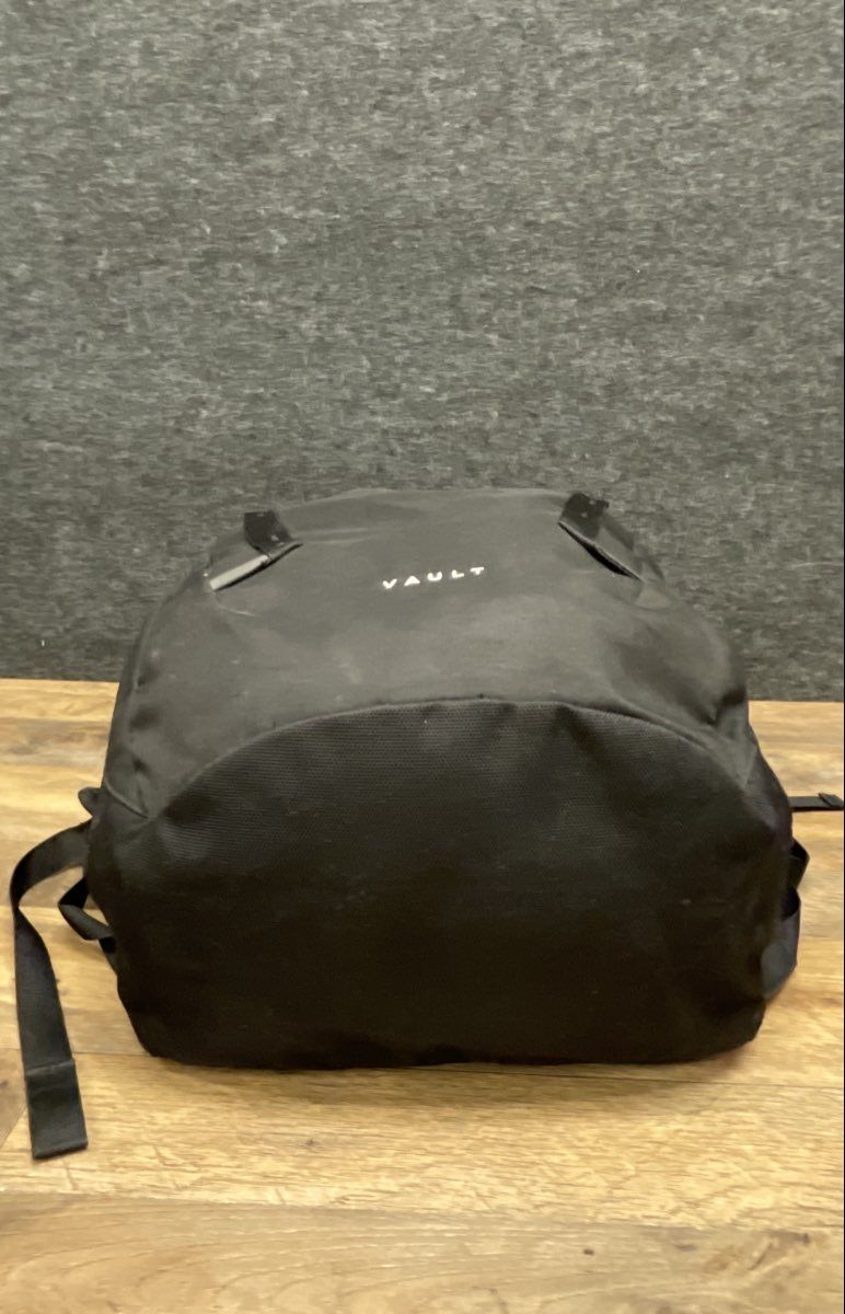 The North Face Black Vault Backpack Laptop Book Bag FlexVent