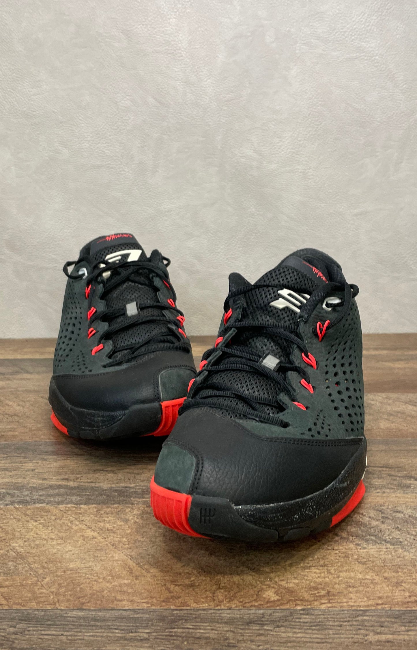 Jordan Flight Remix Black Gym Red Basketball Shoes Men's Size 12