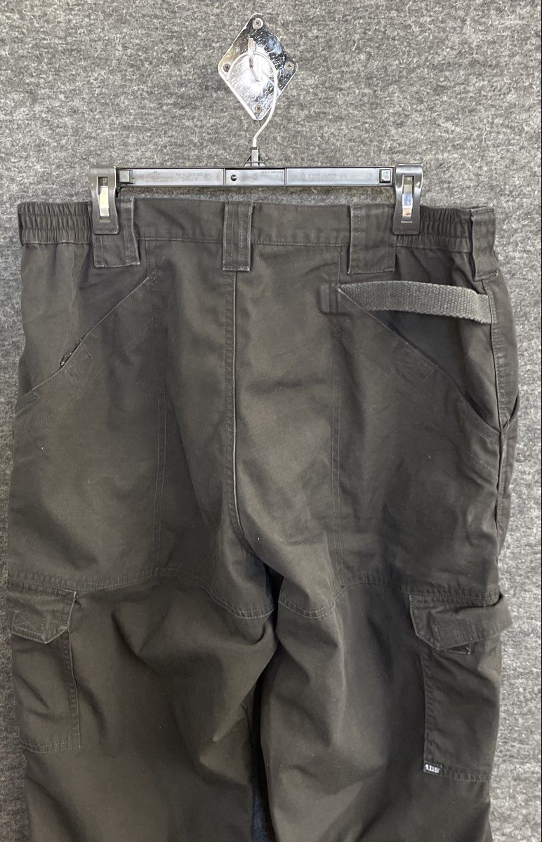5.11 Tactical Men's Black Canvas Cargo Tactical Pants Sz 36x32