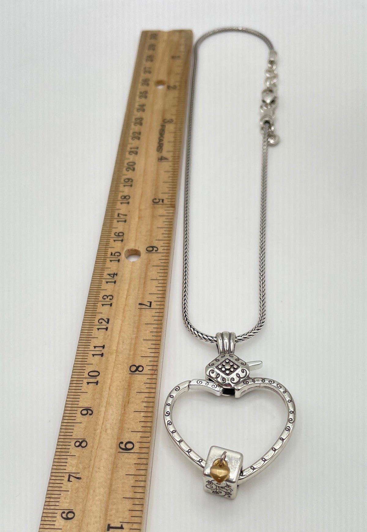 Brighton Silver Tone Squeeze Me Heart Lever Necklace W/ Two-Tone Charm 28g