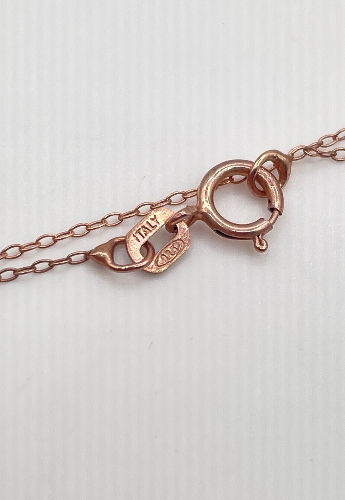 925 Sterling Rose Gold Tone Pink Stone Interlocking Circles Pendant Necklace 4g