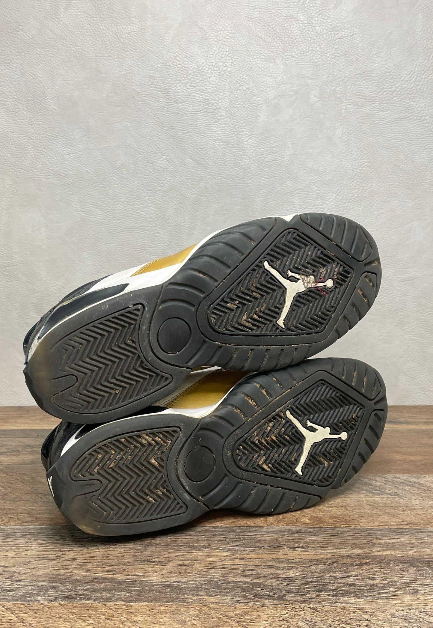 Nike Air Jordan B'Loyal White Black Metallic Gold Basketball Sneakers Size 8