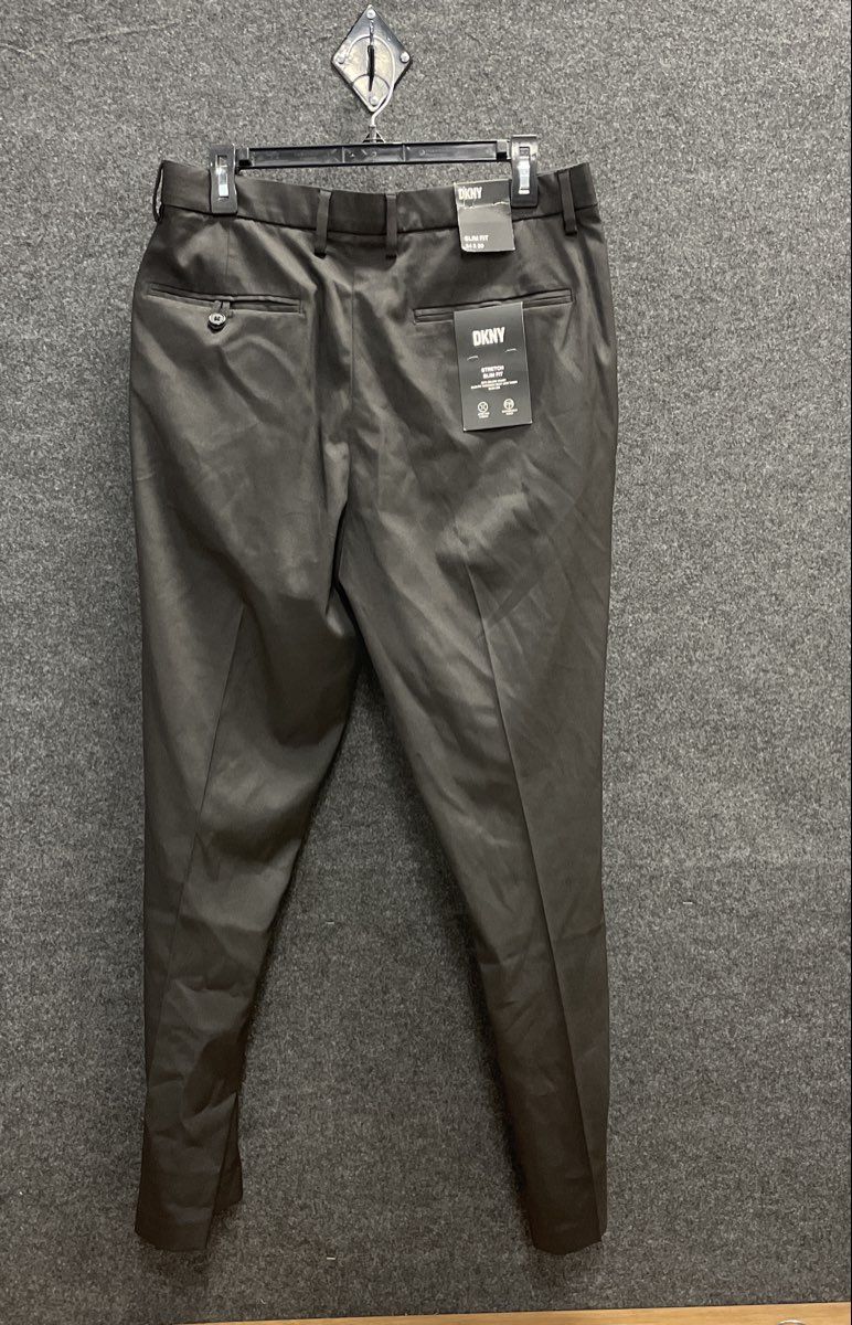 DKNY Men's Gray Stretch Slim Fit Flat Front Trousers Pants Sz 34x30 NWT