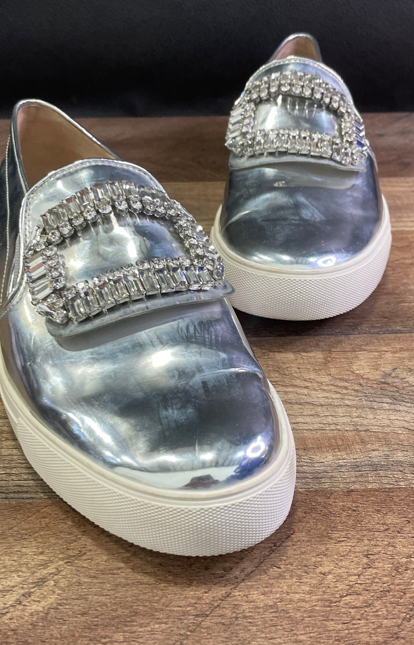 Karl Lagerfeld Paris Ermine 3 Metallic Silver Crystal Platform Sneakers Size 9