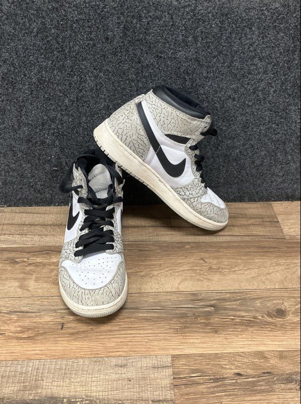 Air Jordan 1 Retro High OG Elephant Print Youth Size 5.5Y