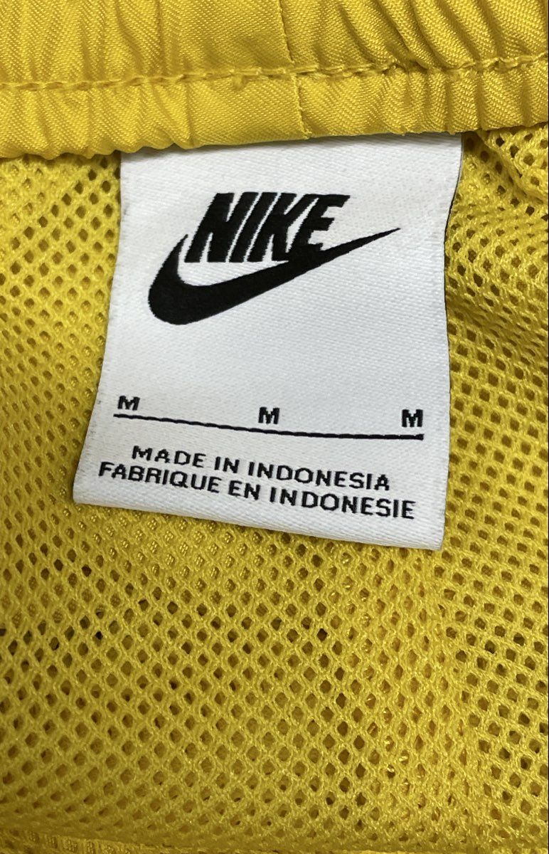 Nike Men's Yellow Woven Swim Trunks Mesh Lined Elastic Waist Shorts Size M