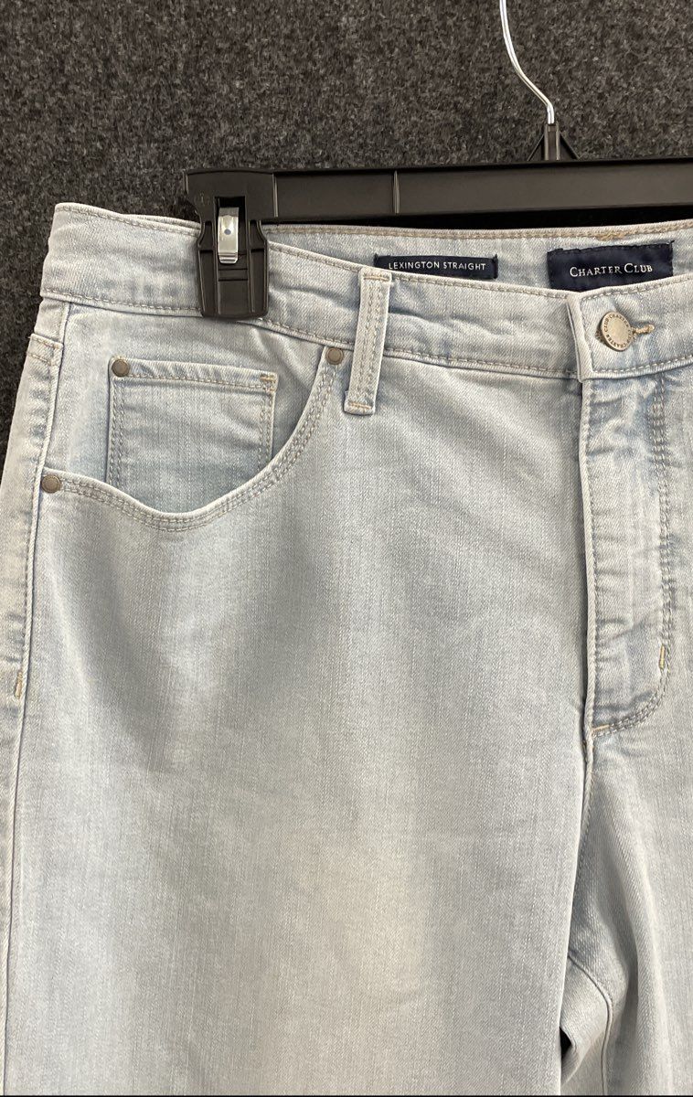Charter Club Women's Lexington Straight Light Blue Wash Jeans Size 16