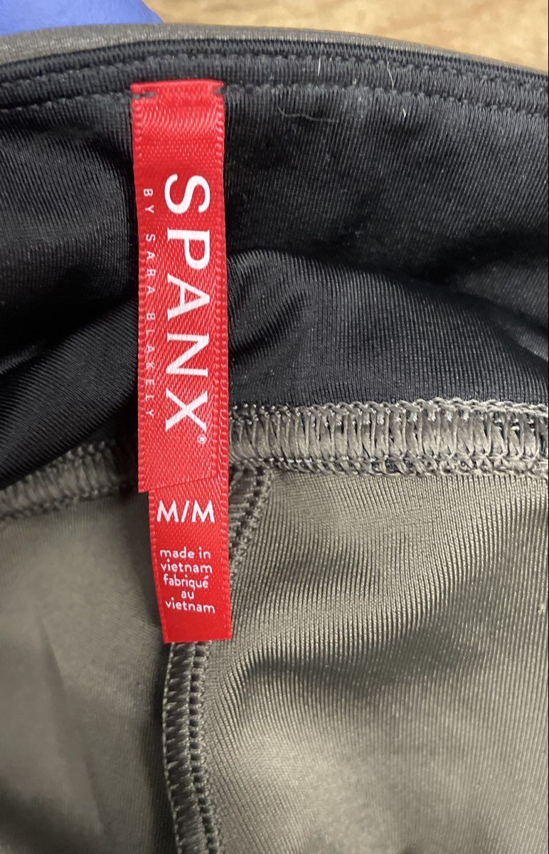 Spanx Women's Faux Leather Moto Leggings Charcoal Gray Ribbed Panels Size M