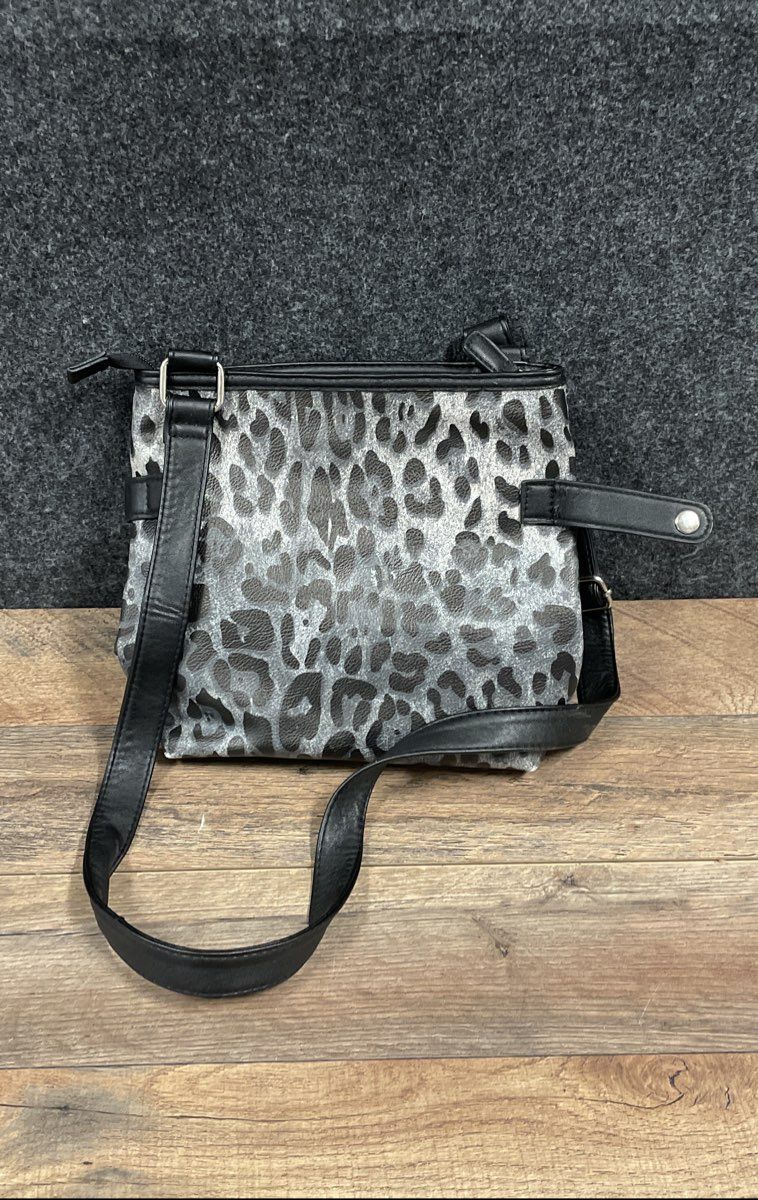 Rosetti Grey Black Leopard Print Crossbody Bag Multi-Pocket Silver Hardware
