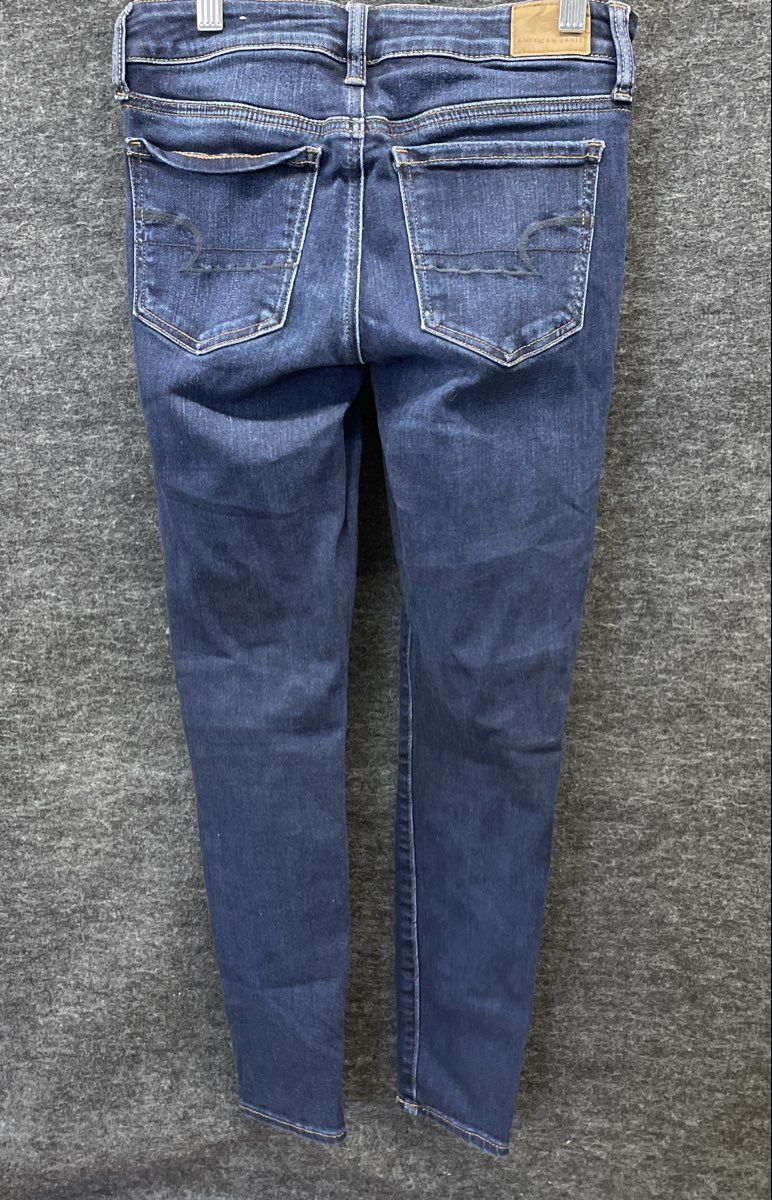 American Eagle Women's Blue Ne(x)t Level Stretch Skinny Jeans Size 2 Short