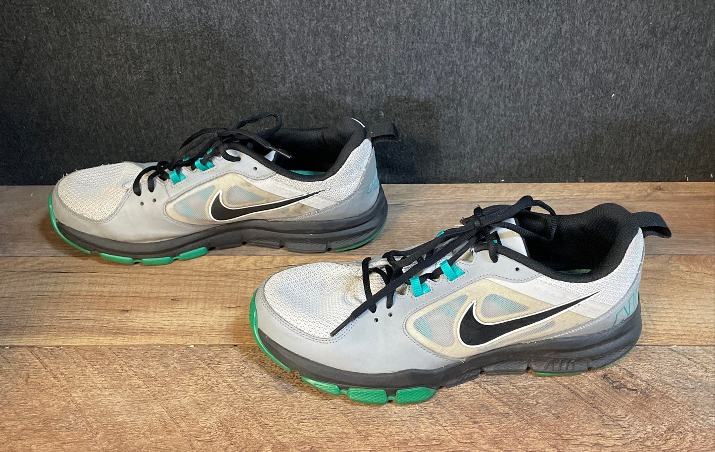 Nike T-Lite XI Grey Black Green Training Shoes Men's Size 10