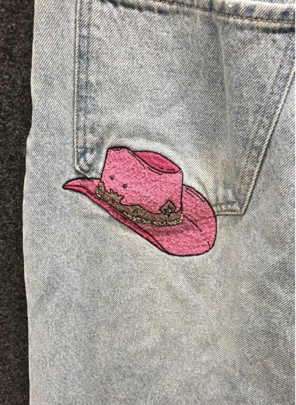 Forever 21 Women's Light Wash 90's Fit Embroidered Patch Distressed Jeans Sz 26