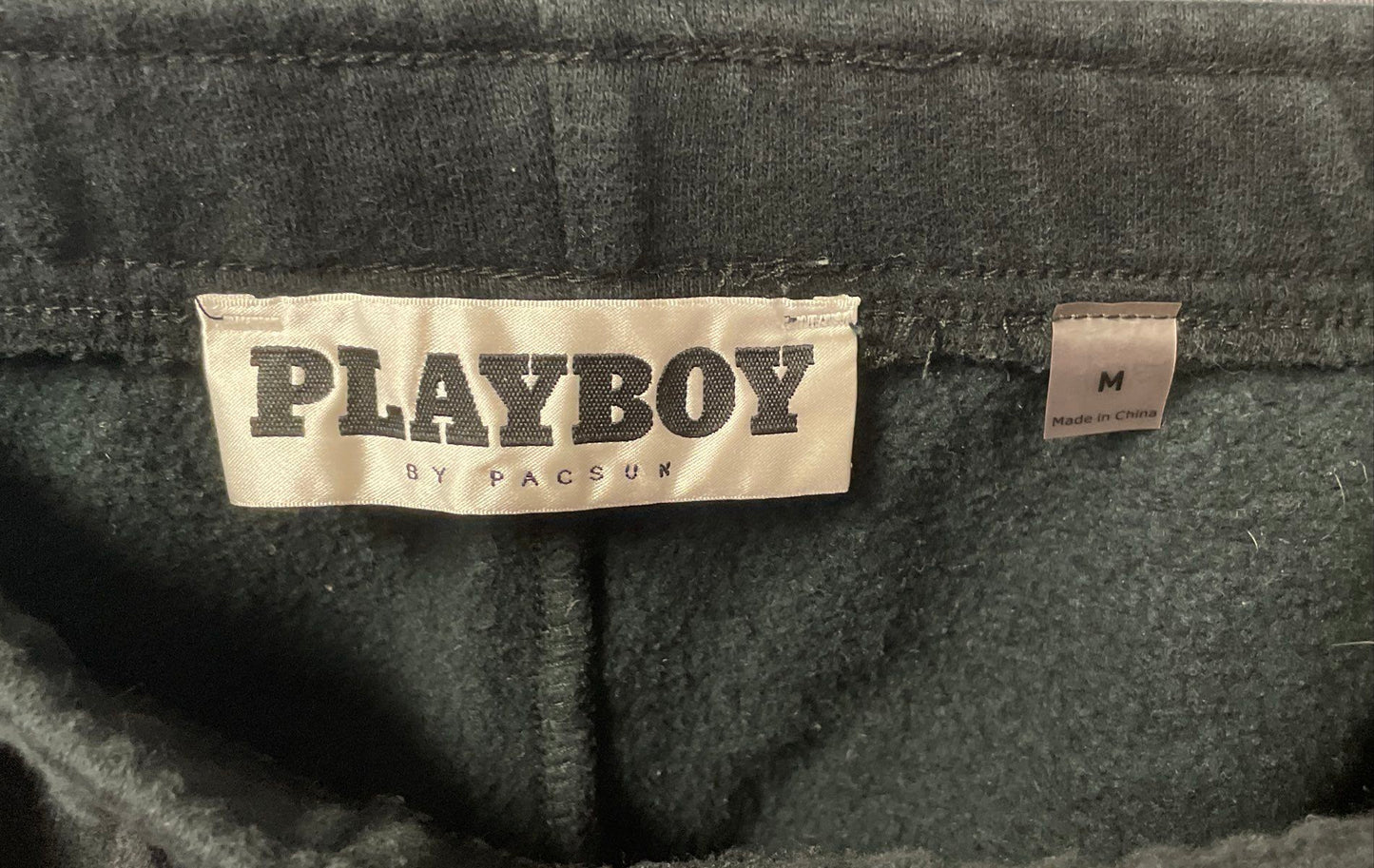Playboy by PacSun Men's Black Fleece Sweat Shorts Large Logo Bunny Sz M