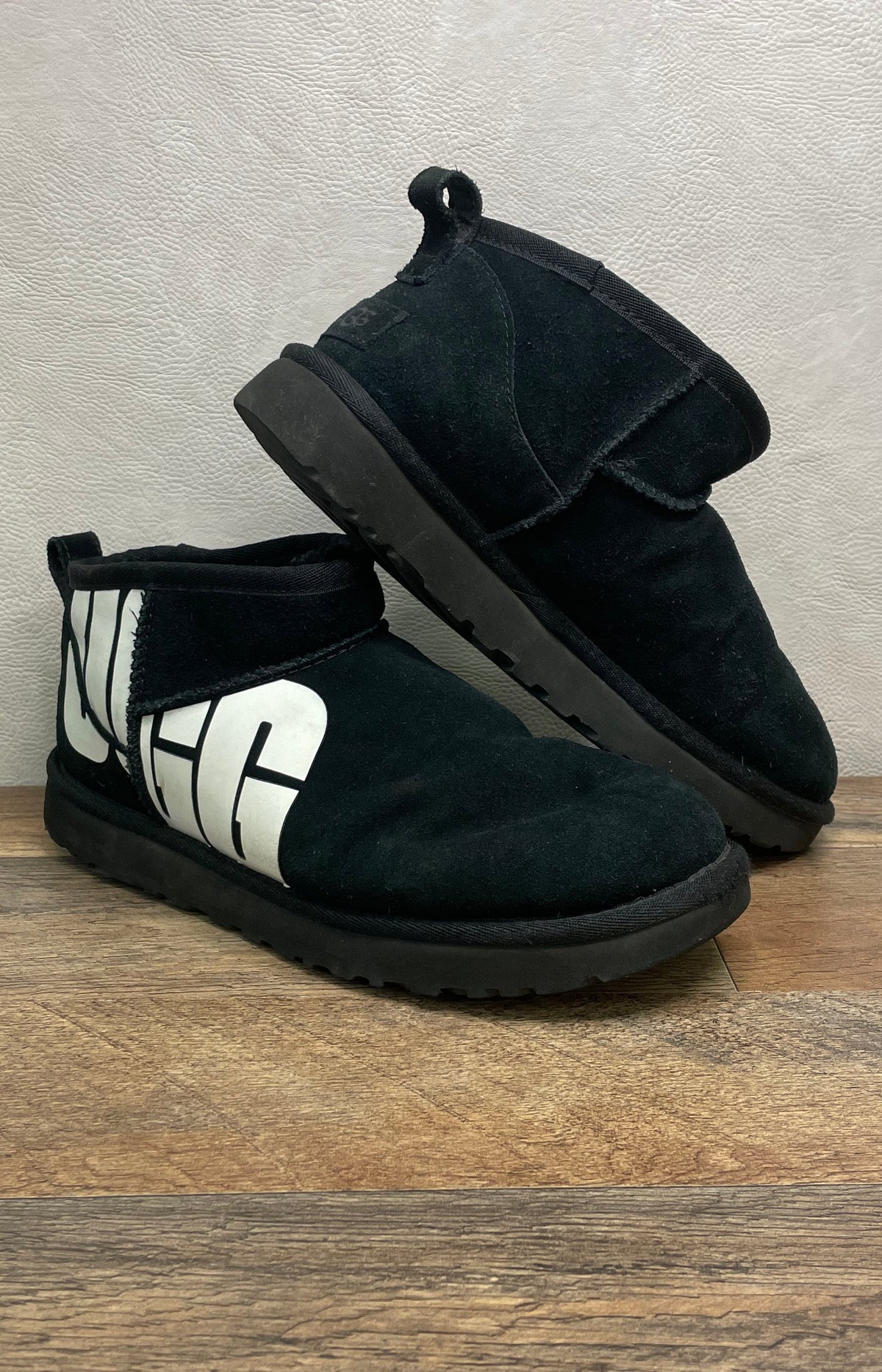UGG Classic Ultra Mini Graphic Black White Suede Ankle Boots Women's Size 9