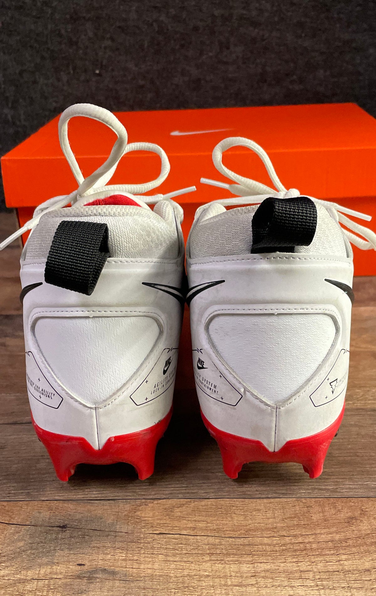 Nike Alpha Menace Pro 3 White Black University Red Football Cleats Size 8