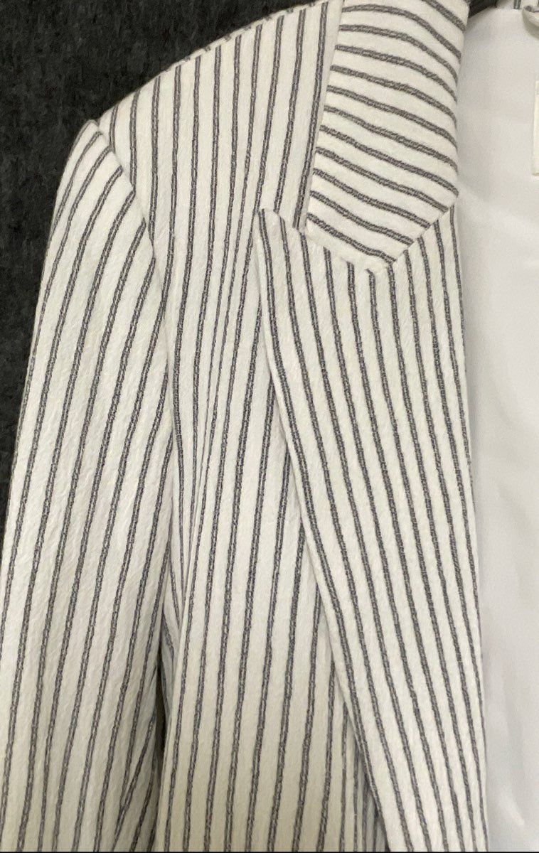 H&M Women's White Pinstripe Single Button Cotton Blend Blazer Size 2