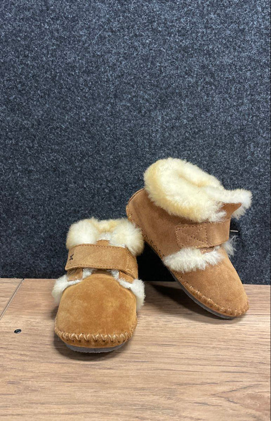 L.L.Bean Wicked Good Shearling Bootie Slippers Tan Brown Infant Toddler Size 5-6