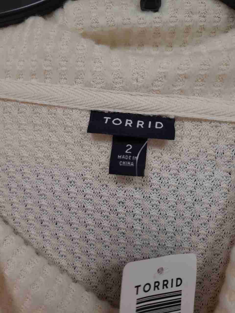 Torrid Women's Cowl Neck Top Cream Ivy Waffle Sequin Radiant Graphic Sz 2X NWT
