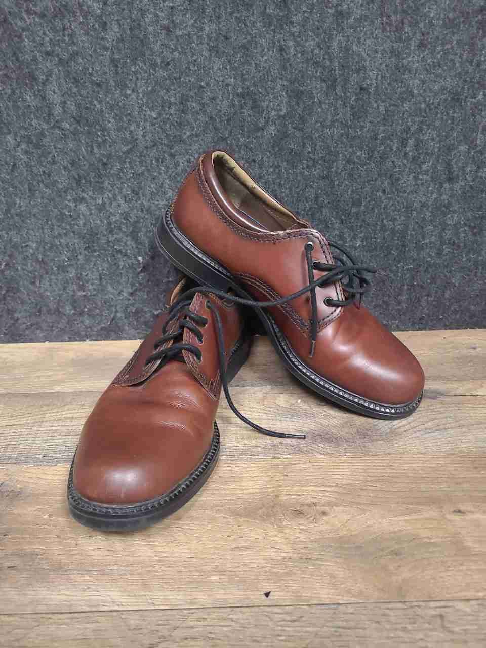 G.H. Bass & Company Chase Brown Leather Plain Toe Oxford Derby Size 9