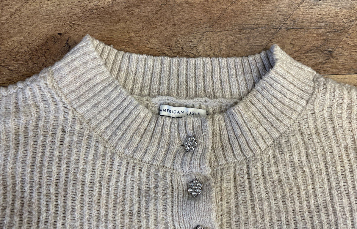 American Eagle Women's Beige Ribbed Cardigan Rhinestone Flower Buttons Sz L