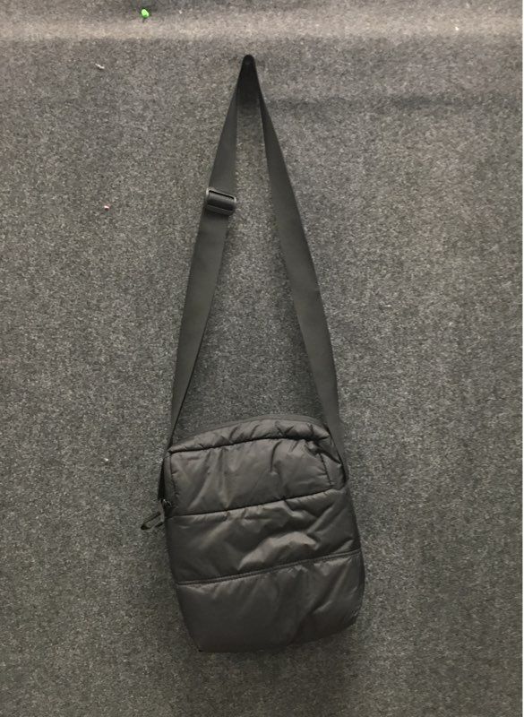 The North Face Black Padded Utility Crossbody Bag Small Shoulder Pouch