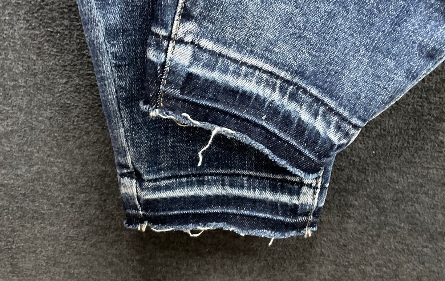 Judy Blue Women's High Rise Skinny Fit Distressed Raw Hem Jeans Sz 18W