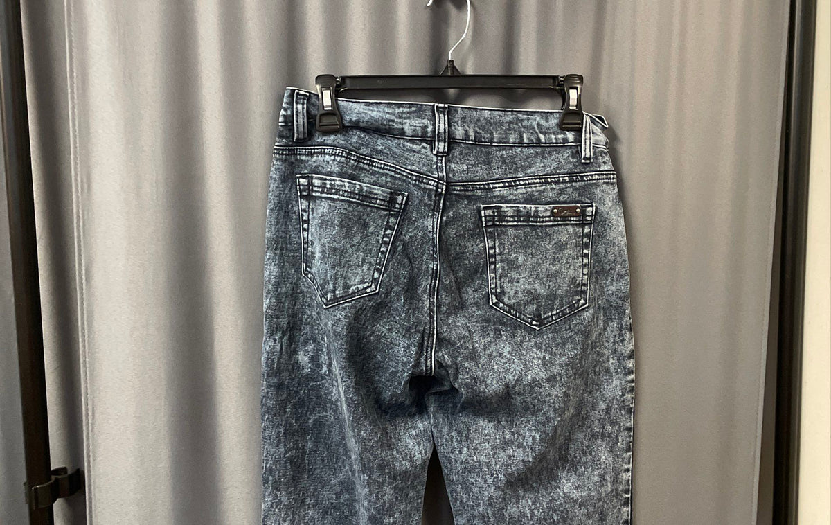 DG2 Diane Gilman Women's Blue Acid Wash Stretch Straight Leg Jeans Size 8